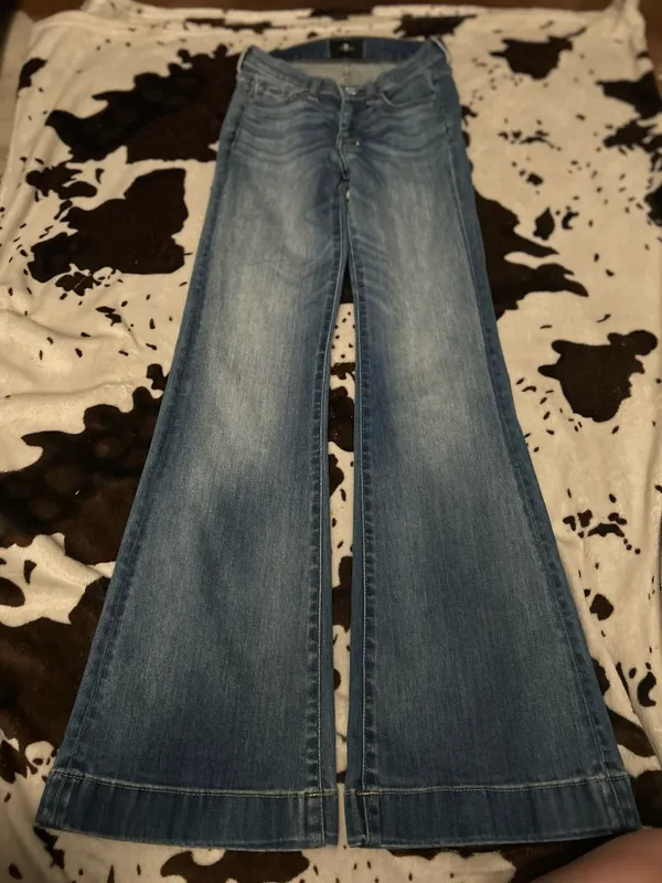 7 For All Mankind - Image 5