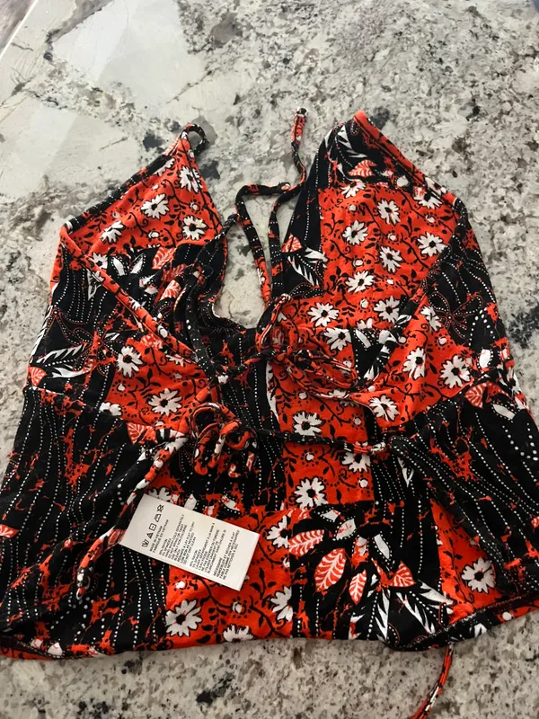 Urban Outfitters Halter Top - Image 3