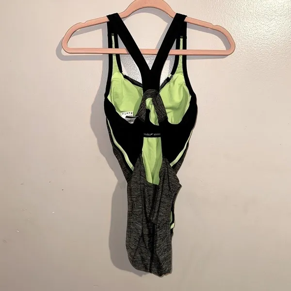 Speedo Sports Top - Image 2