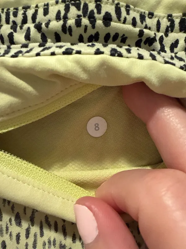 Lululemon Pace Rival Skirt II Dottie Dash Clarity Yellow Black Size 8 - Image 8