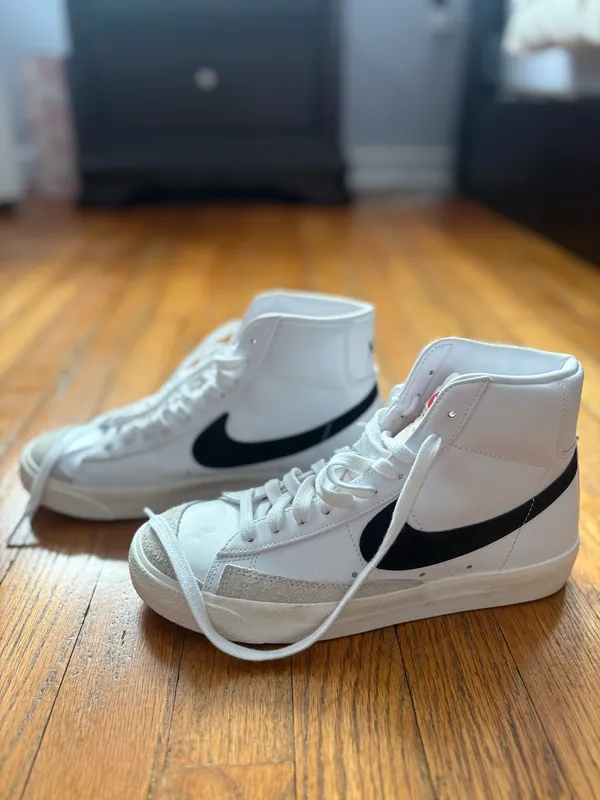 Nike Mid 77 Women’s Blazer Size 8  - Image 3
