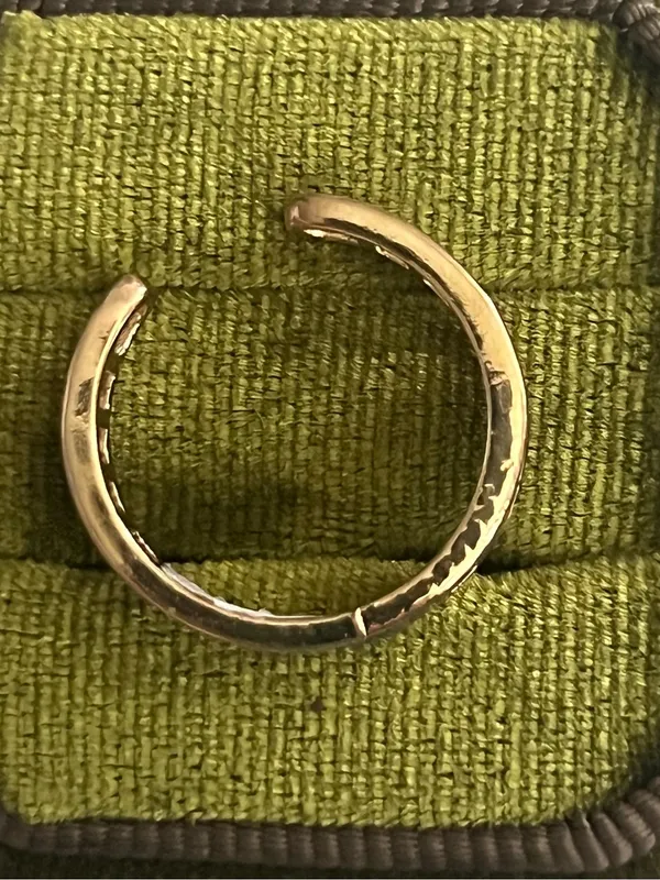 Classic/Elegant Design Golden Band w/ Gemstone Adjustable Ring Size 6-9 NWT - Image 3