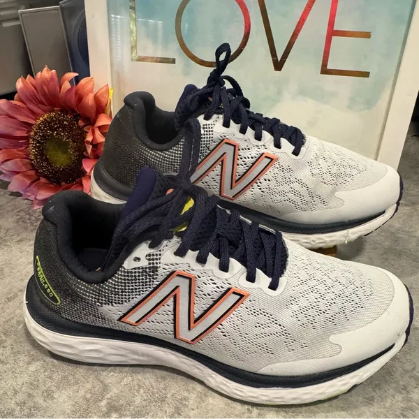 New Balance Fresh Foam 680 V7 Women's Running Shoes Size 9.5 Medium D - Image 2