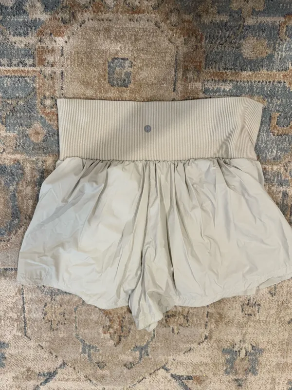 tan flowy athletic shorts Size M - Image 2