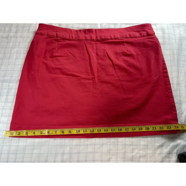 Croft & Barrow Effortless Stretch Skort Women’s 18 Regular Red Pull On Pockets - Image 3