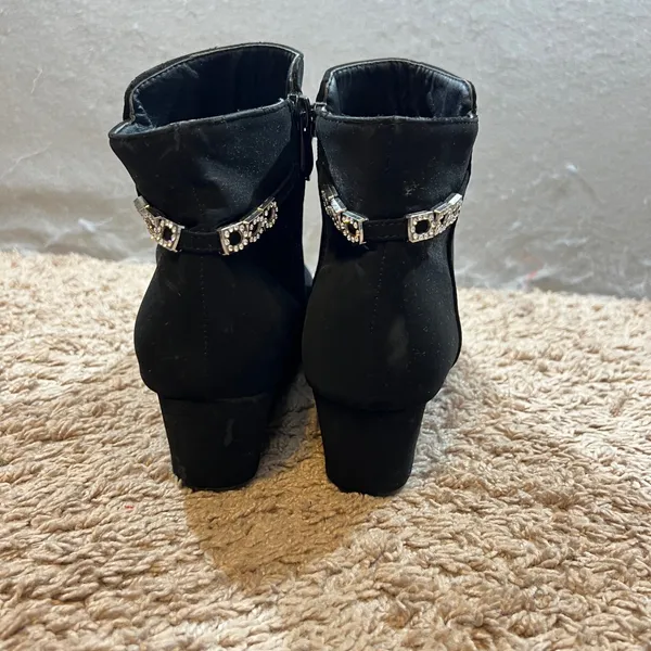 1046 | Dream Pairs Felicia-1 Rhinestone Wedge Ankle Booties‎ Black Womens 9 - Image 4