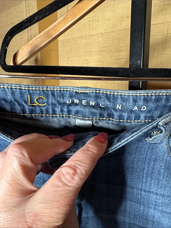 LC Lauren Conrad Roll Cuff Denim Shorts Distressed Size 16 EUC - Image 3