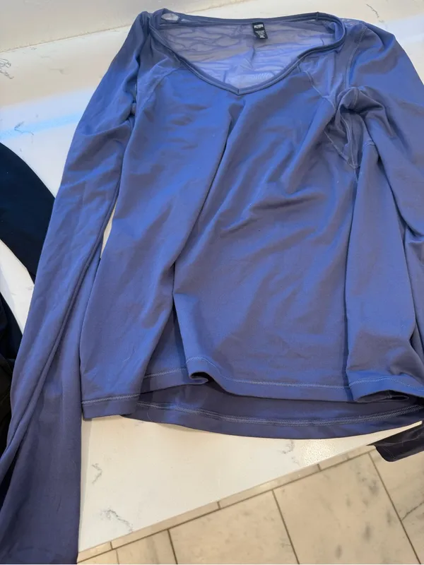 Victoria's Secret Long Sleeve Scoop Neck Tops - Black and Lavender - Image 2