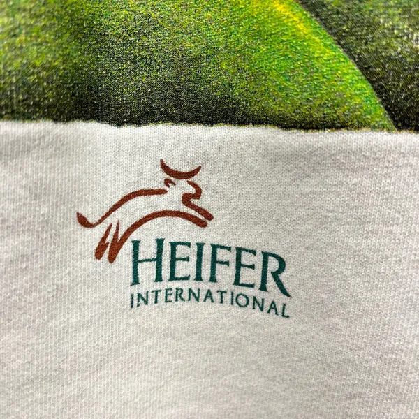 The Vintage Shop Vintage 90s Heifer International White Unisex Farm Art Graphic Sweatshirt XL - Image 3