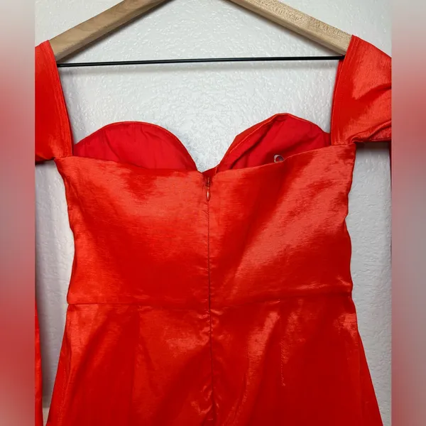 Lovers + Friends Aylah Red Long Sleeve Strapless Mini Dress size Medium $168 - Image 10