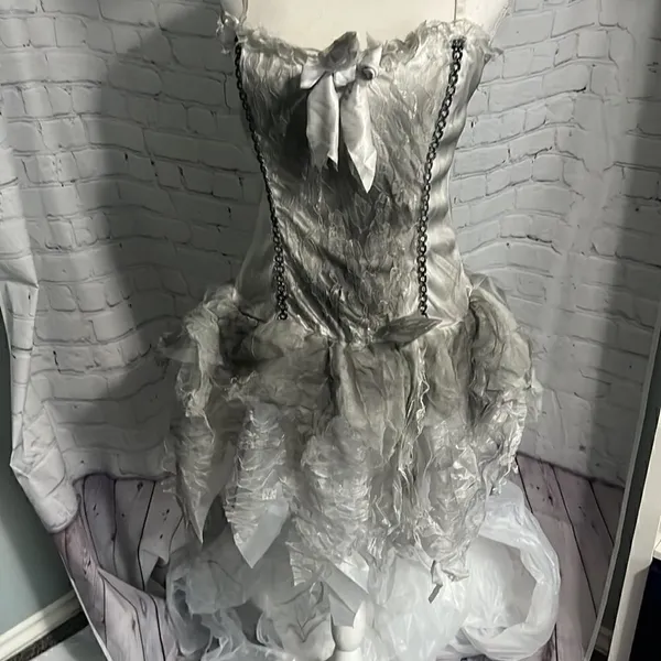 Halloween Costume - Drop Dead Gorgeous - Size 10-12 - Image 4