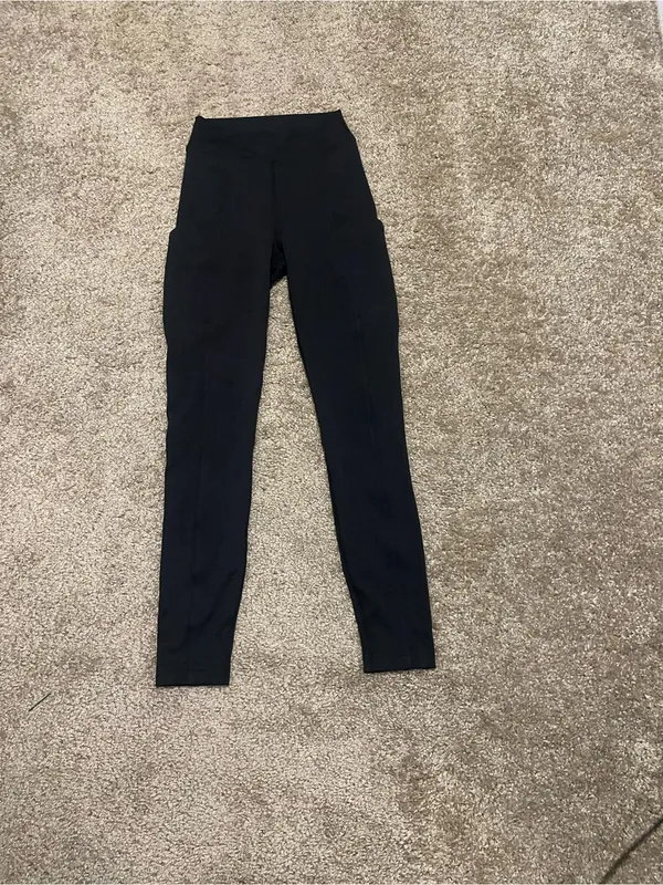 Lululemon‎ soft sueded high rise tight 2 black NWOT - Image 5