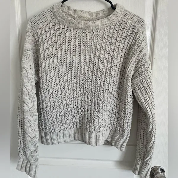 Aeropostale White knit sweater - Image 2