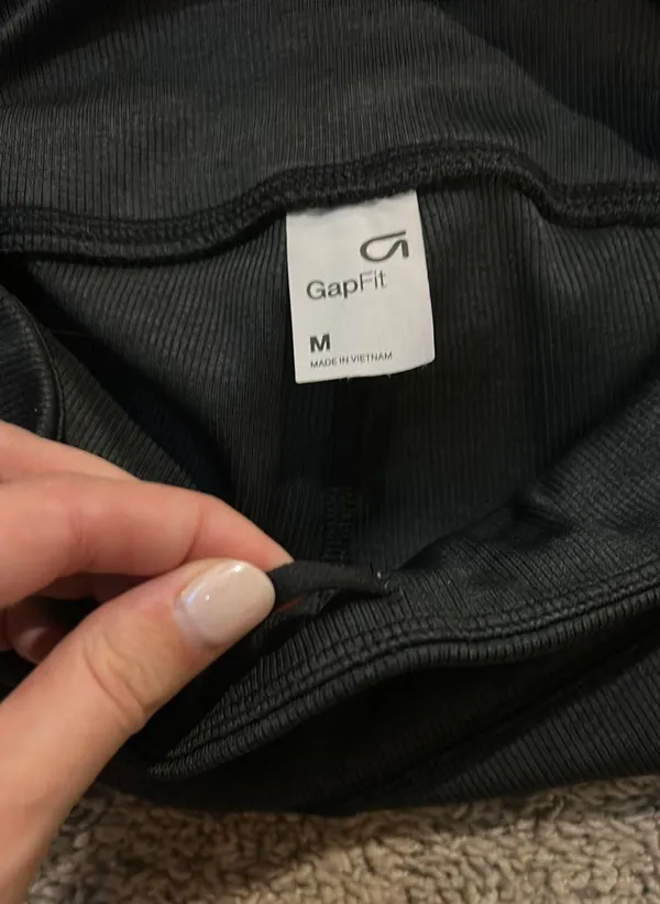 Gap fit Ribbed Biker Shorts - Image 3