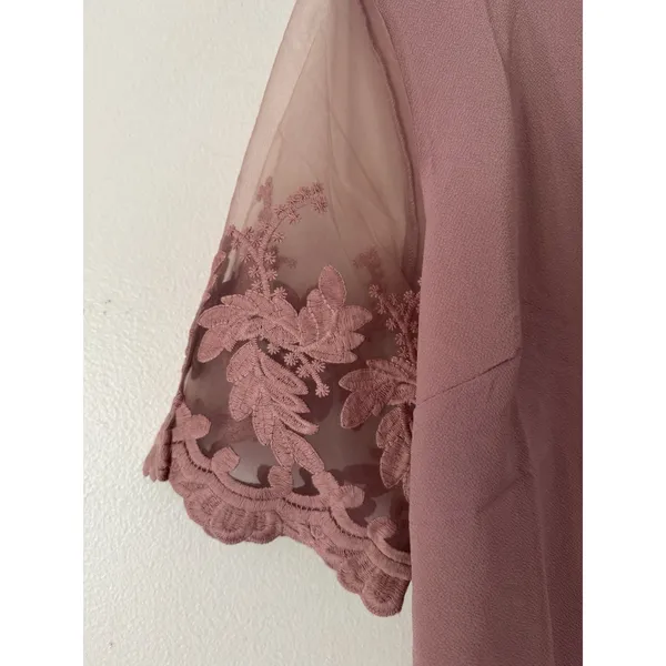 NWT Lulus Lisa Marie Mauve Pink Embroidered Top Medium - Image 6