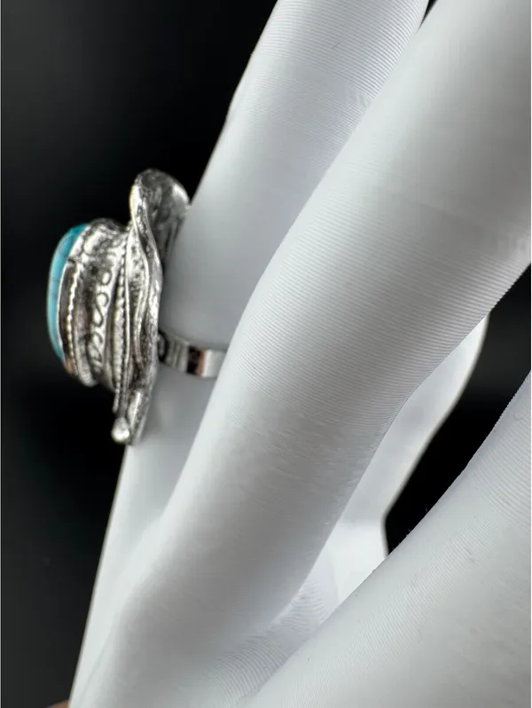 Adjustable Silver Tone Ring with Large Oval Turquoise Stone Blue - Image 4