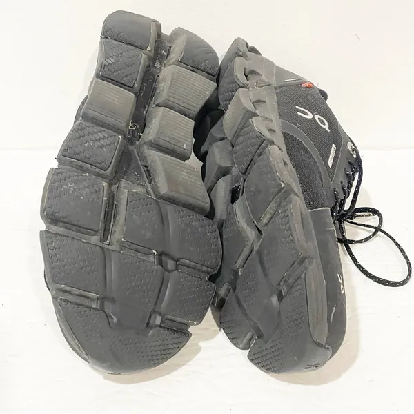 On Running Size 6.5 Cloud‎ Waterproof Black Athletic Sneakers - Image 8