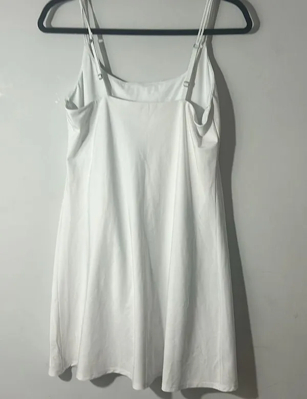 Adorable white dress from Abercrombie - Image 2