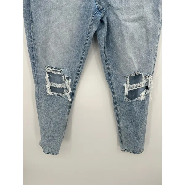 American Eagle Mom Jeans Size 14 L Light Wash‎ Distressed Cotton High Waisted - Image 4