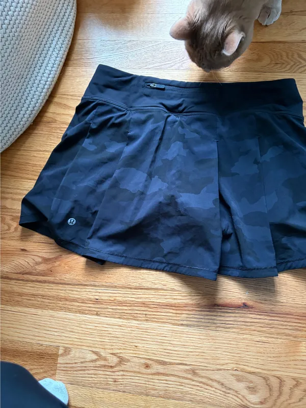 Lululemon page rival tennis skirt  - Image 2