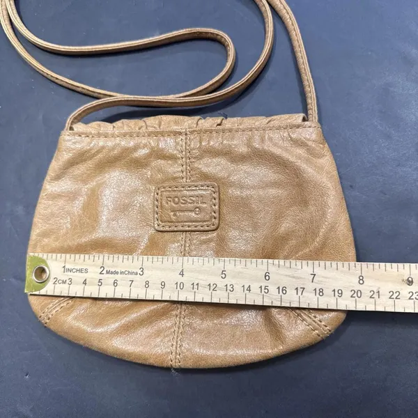 Fossil Boho Brown Leather Crossbody Bag Purse Key‎ Adjustable Vintage Y2K - Image 3