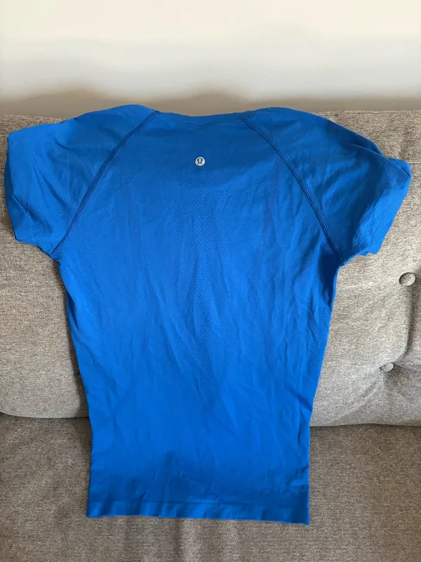 Lululemon top - Image 3