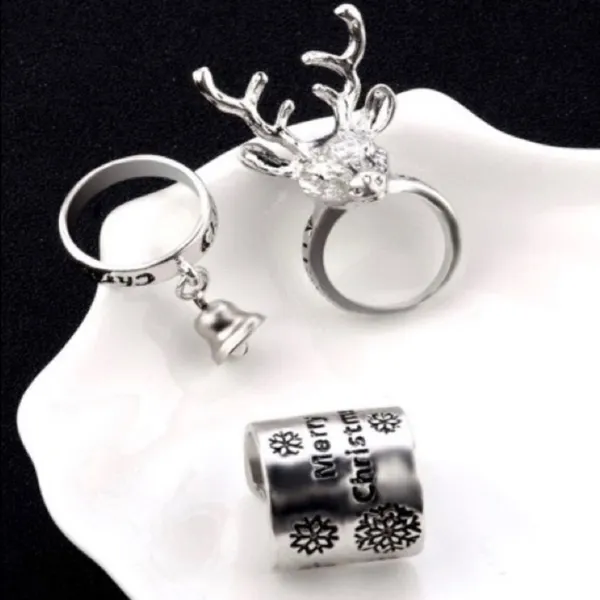 Christmas Holiday Silver 3 Piece Ring Set Size 6/7 - Image 2