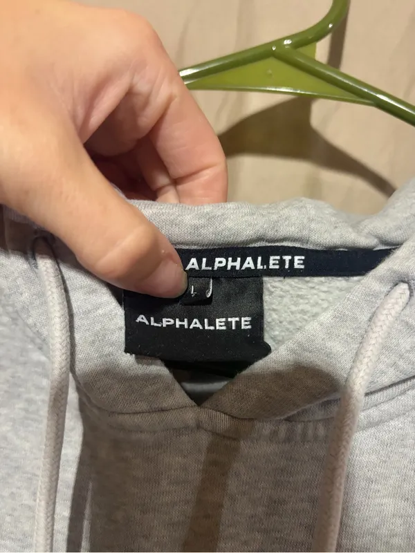 Alphalete sweatshirt - Image 2