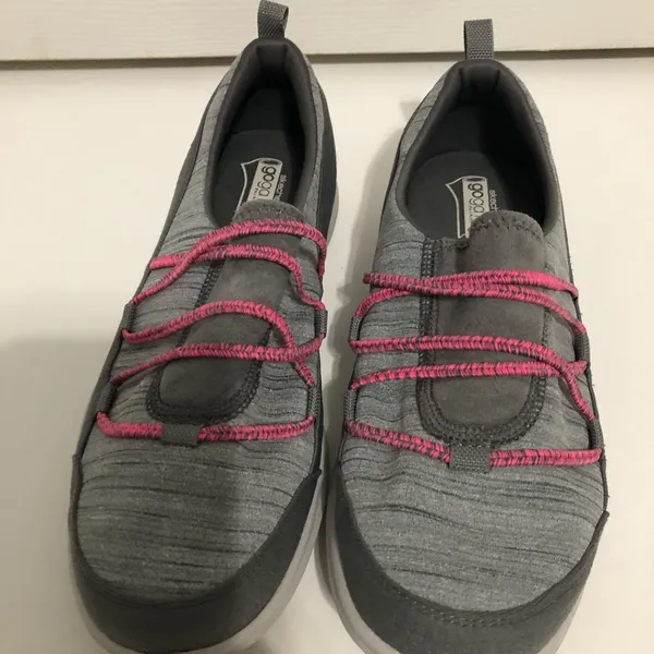 Skechers Gray pink‎ slip on Sneakers Go Steps women’s size 8.5 Go Go Mat walking - Image 2