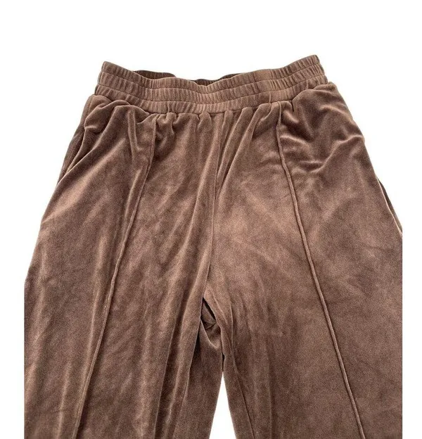 NIA - V Neck Sleeveless Velour Tank & Wide Leg Pants in Chocolate Brown - Image 2