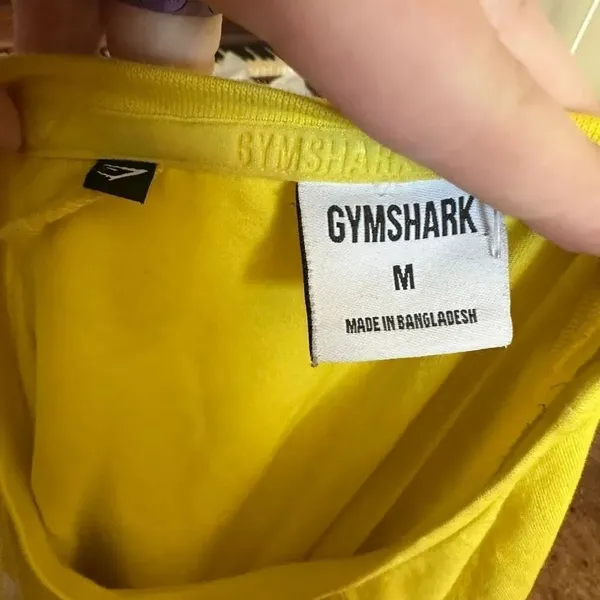Gymnshark yellow graphic Athleisure M sporty T-shirtless - Image 4