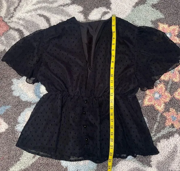 LAYNER Deep V Neck Ruffle Polka Dot Top Pom Pom Peplum Shirt Blouse size large - Image 5