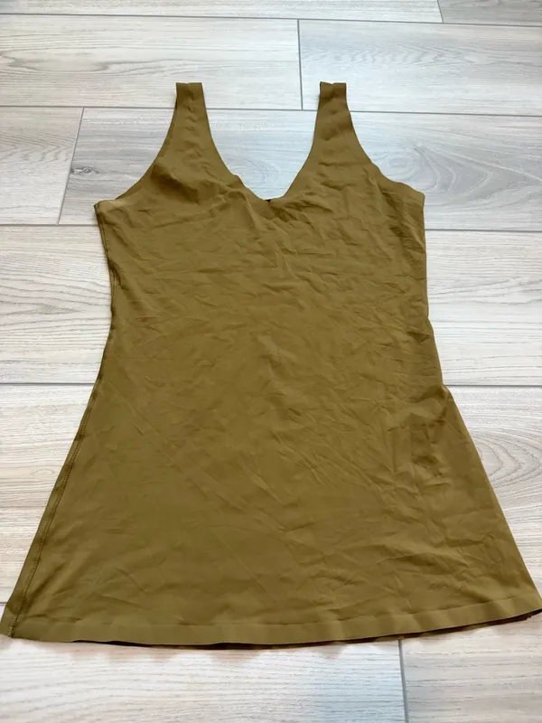 EBY Butternut Seamless Tank Top Yellow Size M - Image 4