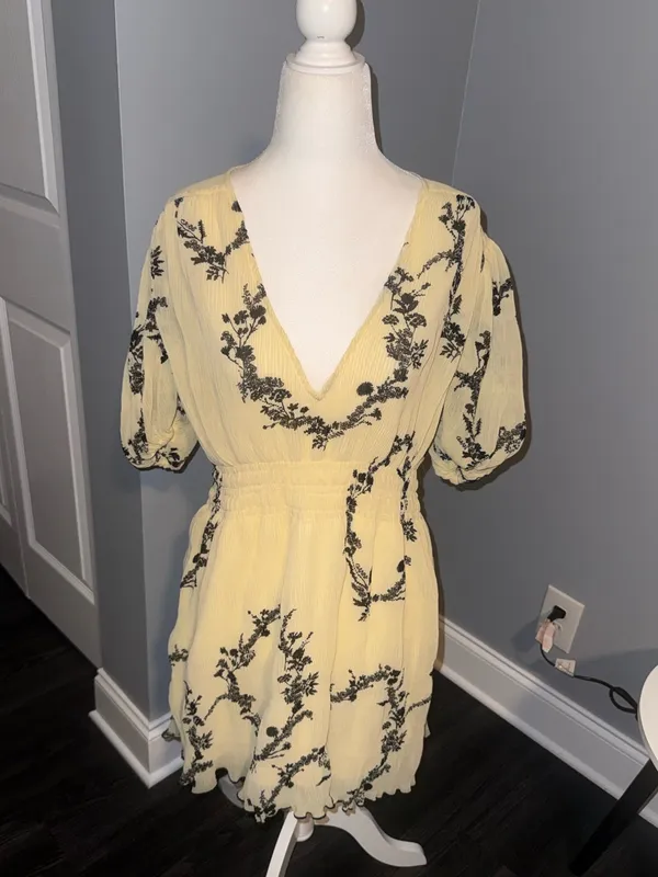 NWOT GANNI Floral Mini dress size 32 - Image 3