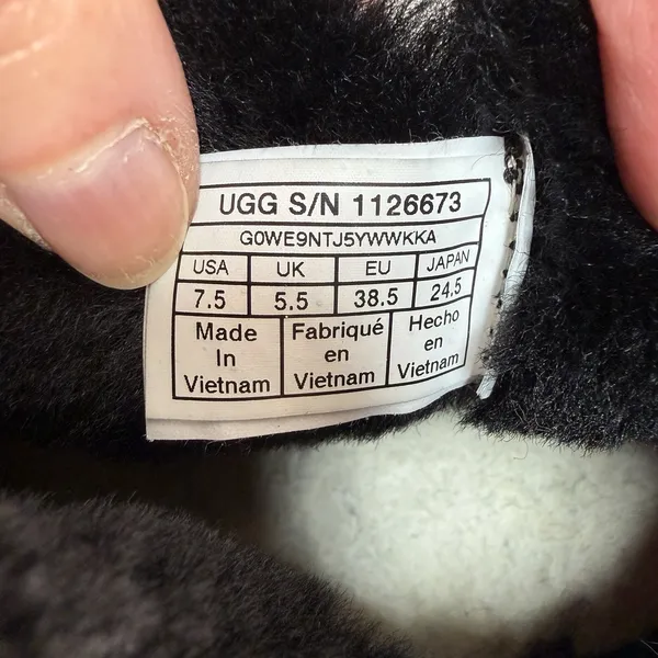 Ugg Sz 7.5 Zariyah Ankle Boots Shearling UggPlush Water Repellent Black‎ Women's - Image 10