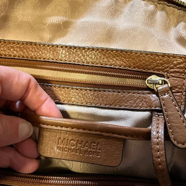 Michael Kors all leather purse with crossbody strap- brown. - Image 8