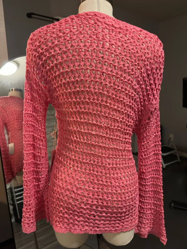 Boutique Pink knit Off the shoulder sweater - Image 9