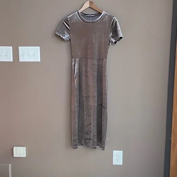 ZARA velvet midi dress in metallic taupe grey‎ Size Small - Image 7