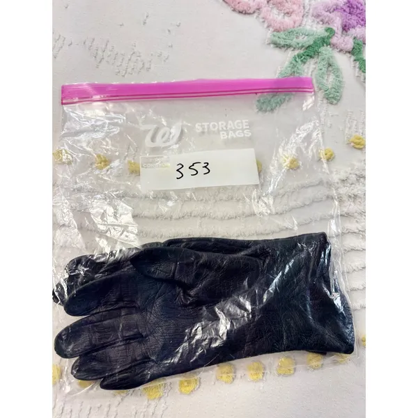 Loewe Vintage Black‎ Leather Gloves Made in Spain Luxury Winter Accessories - Image 7