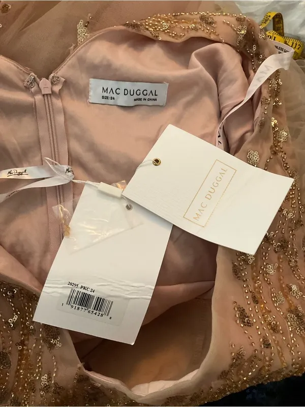 NWT Mac DUGGAL 20295 Embellished V Neck Long Sleeve A Line Gown Size 24 - Image 16