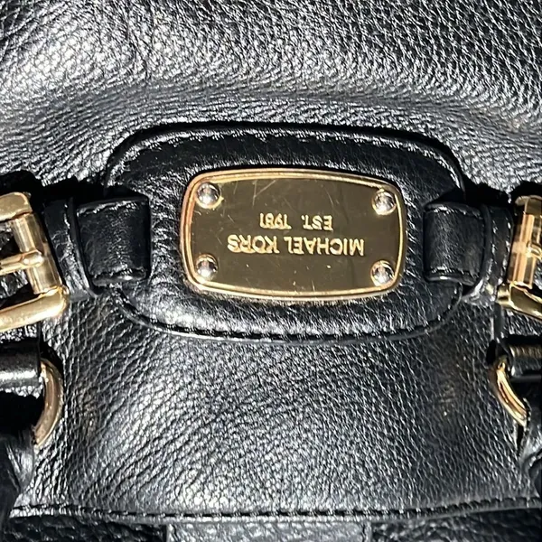 MICHAEL KORS Tumbled Black Leather Crossbody‎ Satchel Gold Hardware A27 - Image 3