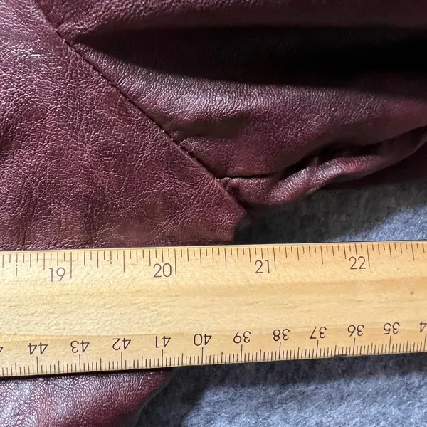 Guess Faux Leather‎ Moto Biker Jacket Quilted Burgundy XL - Image 7