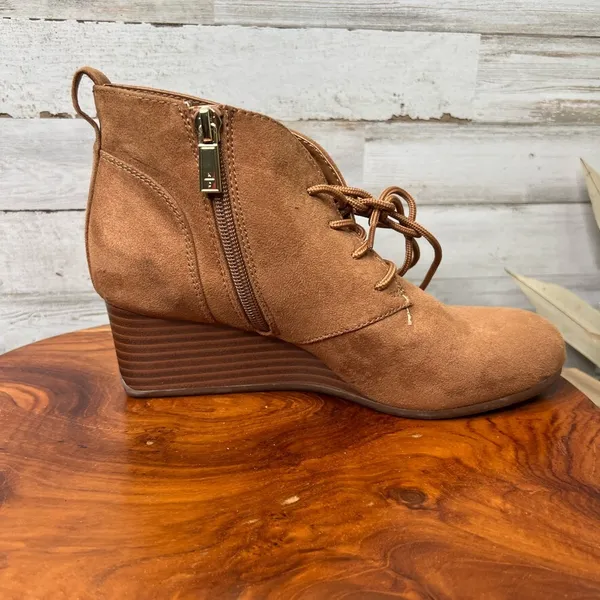 Kenneth Cole Reaction Deka Brown Suede Wedge Booties Lace Up Size 6 - Image 3