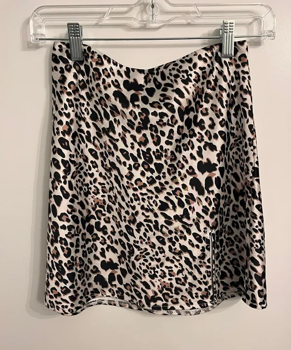 Princess Polly Leopard Mini Skirt - Image 2