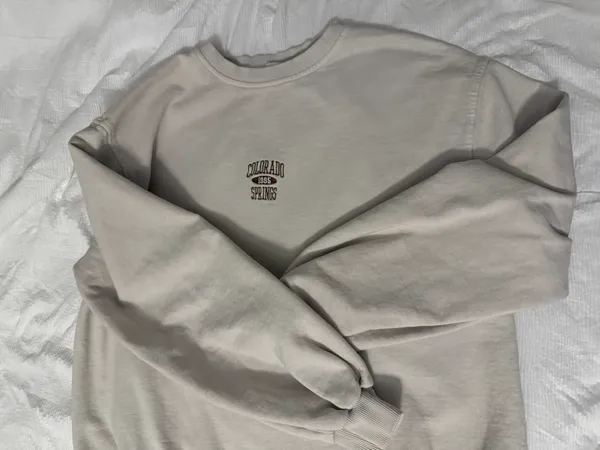 Urban Outfitters Sweatshirt - Image 2