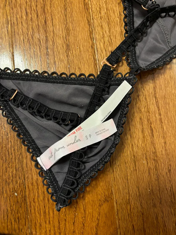 Urban Outfitters NWT Out From Under Christy About Time Satin Triangle Bra - Image 7