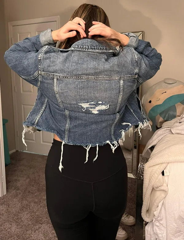 Vintage  Outfitters jean jacket - Image 2