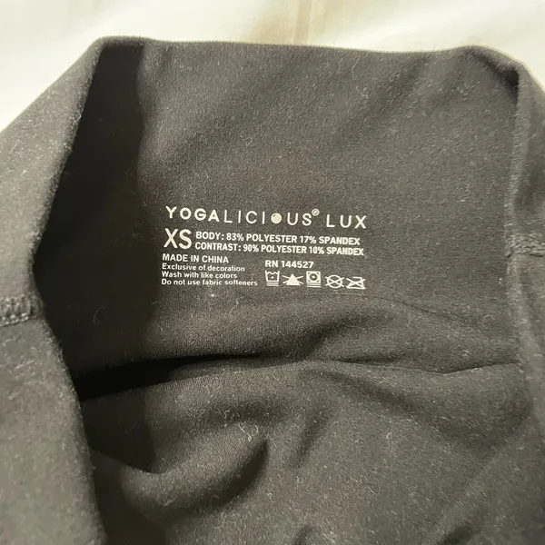 Yogalicious Lux Black Leggings - Image 3