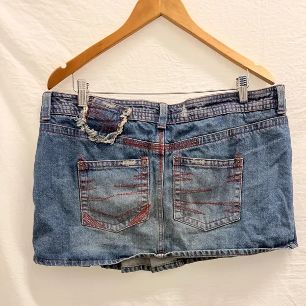 Jaded London‎ Sherbet Denim Side Pleat Mini Skirt Festive Streetwear Distressed - Image 3