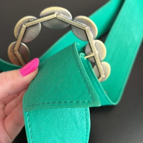 Pieces Verinda belt, multi color bejeweled buckle, green retro belt,43” length - Image 6